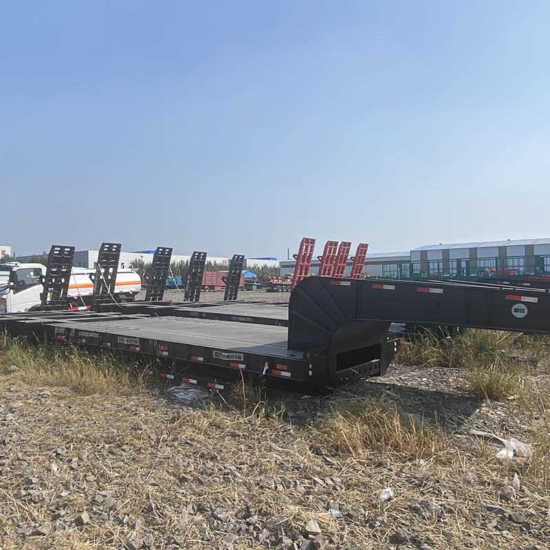 2 Axle Lowbed Semi Trailer 2 Axle Lowbed Semi Trailer