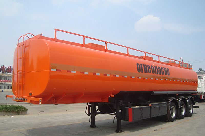 Semirremolque cisterna de agua de tres ejes Tri-axle Water Tanker Semi Trailer
