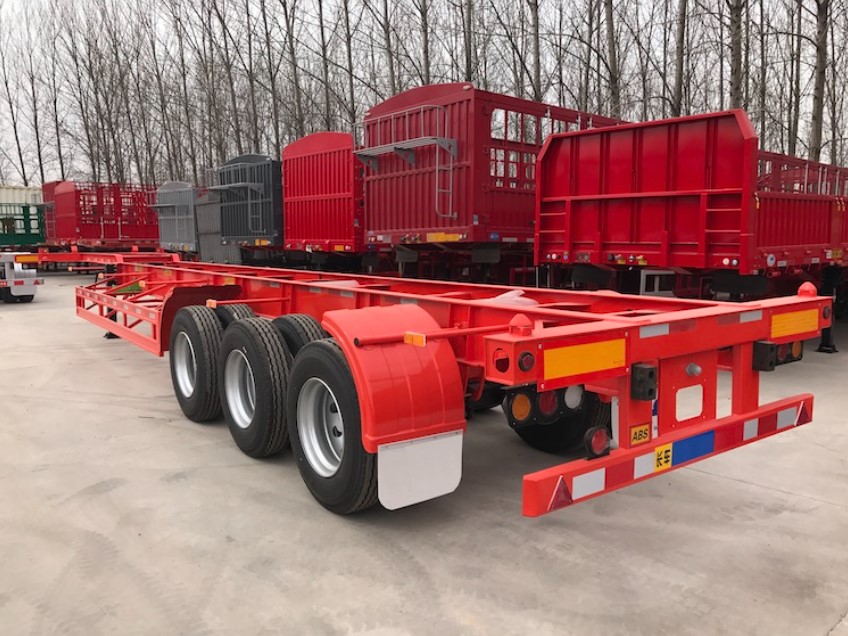 Remolque esquelético extensible Extendable Skeletal Trailer