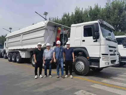Papua New Guinea customers came to visit our factory