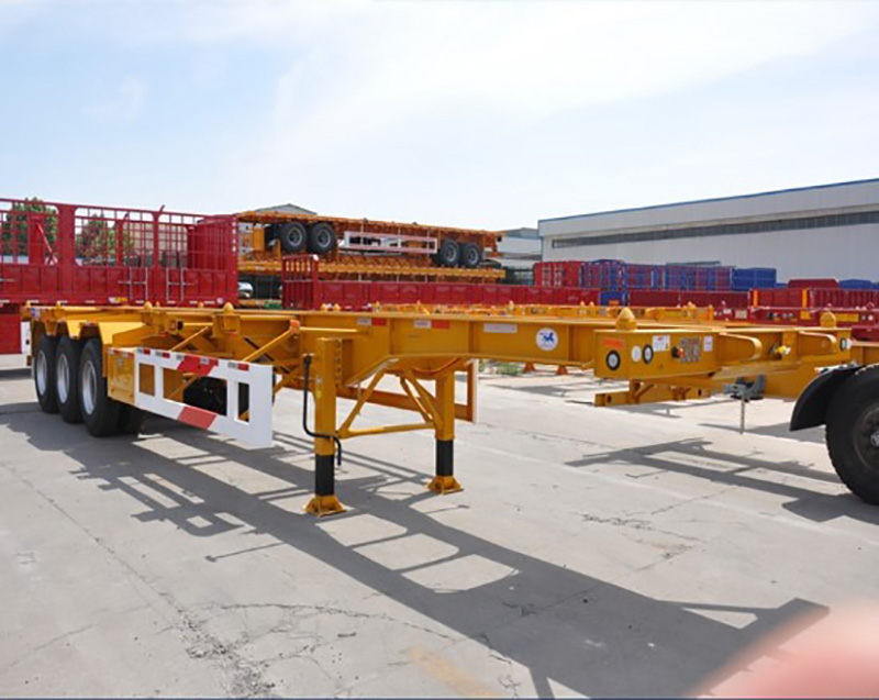 Remolque esquelético extensible Extendable Skeletal Trailer