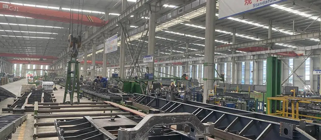 semi trailer factory