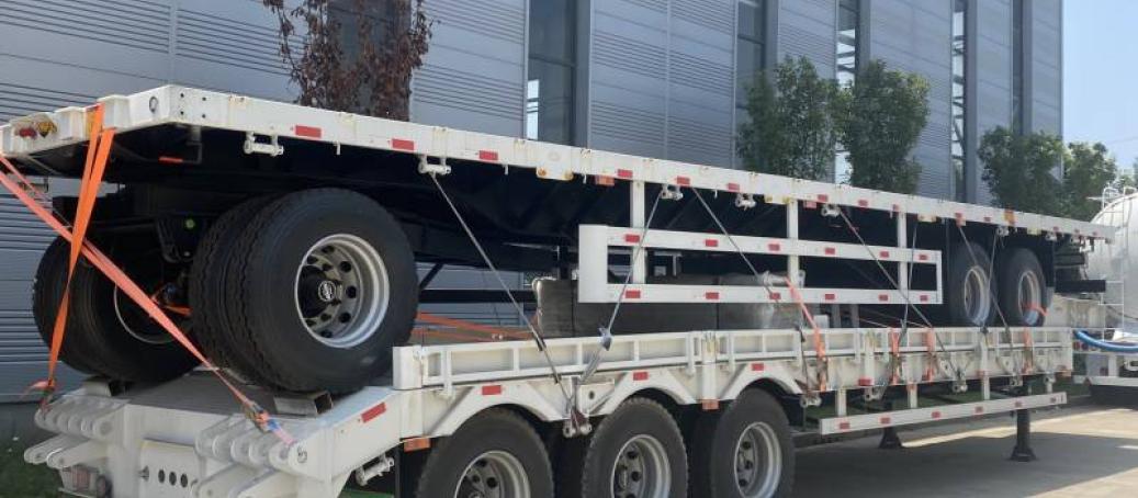 flatbed semi trailer