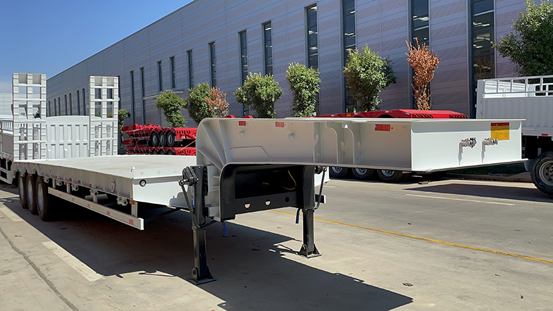 ¿Por qué elegir nuestros remolques para camiones de plataforma baja? Why Choose Our Low Bed Truck Trailers