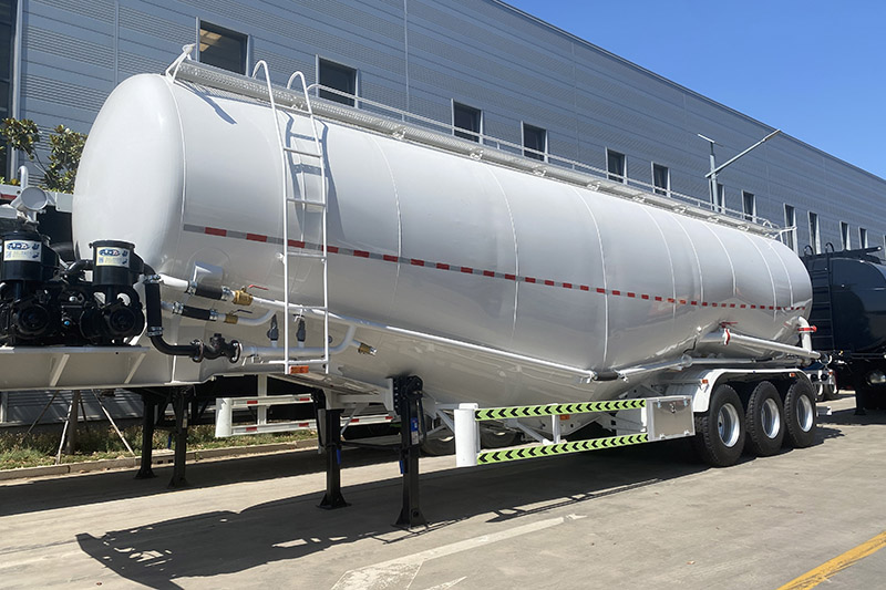 Remolque cisterna de cemento a granel Bulk Cement Tanker Trailer