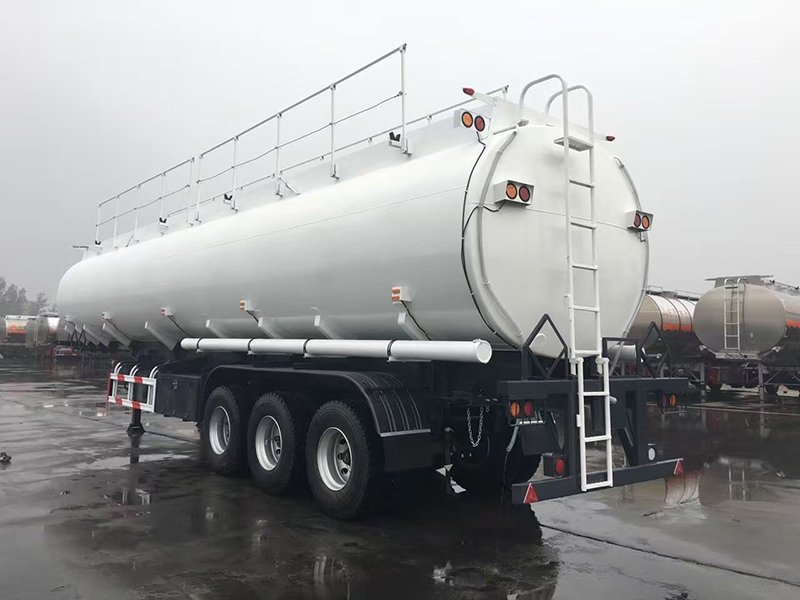 Fuel Tank Semi Trailer Fuel Tank Semi Trailer