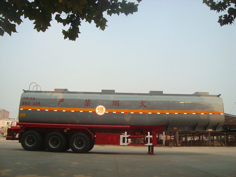 Semirremolque con tanque de aceite Oil Tank Semi Trailer