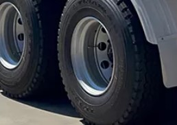 Semirremolque con tanque de aceite Oil Tank Semi Trailer